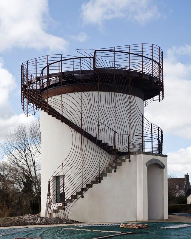 Le belvédère et son escalier montant au toit panoramique.